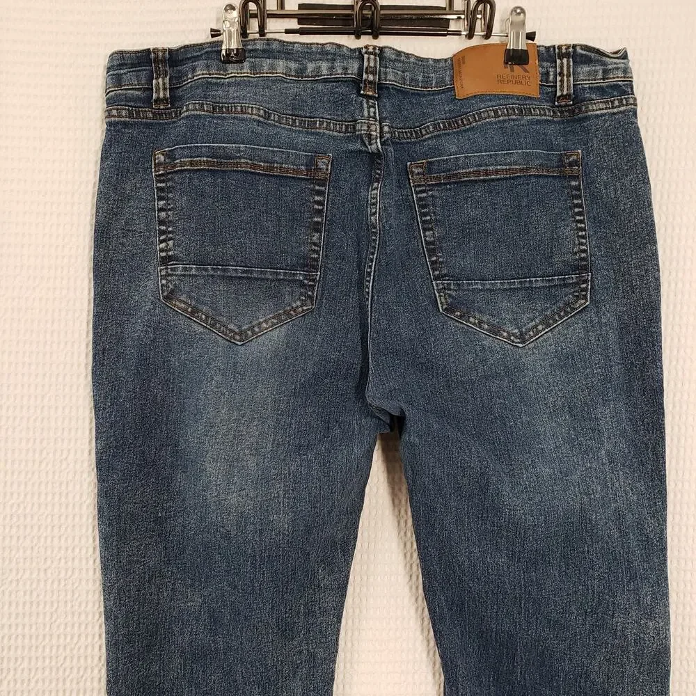 Refinery Republic Jeans Mens 40x32 (Actual 40x30) Blue Denim Slim Leg Stone Wash